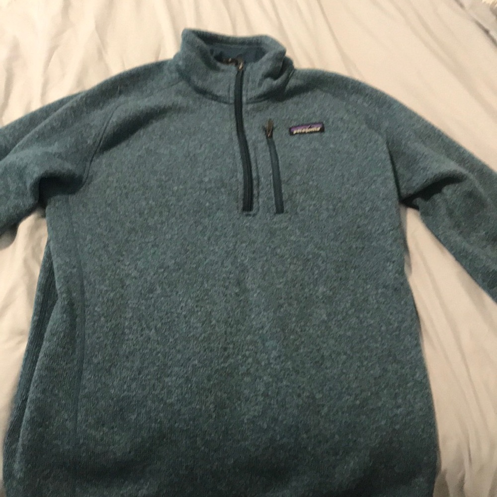 Patagonia 1/4 zip fleece sweater